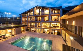 Emma Deluxe Aparthotel Ganzjaehrig Beheizter Aussenpool